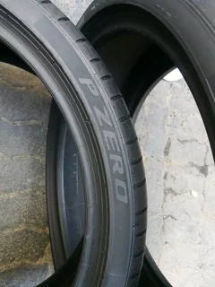 2x 275/30/R20 PIRELLI P ZERO RUNFLAT TYRES 90%THREAD LIFE CALL NATAL 0783564464 IS AVAILABLE NOW