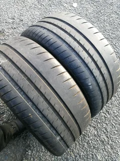 2x 235/35/R19 MICHELIN PILOT SPORT CUP 2 TYRES 98%THREAD LIFE CALL NATAL 0783564464 IS AVAILABLE NOW