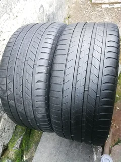 2x 265/40/r21 Michelin Latitude Sport 3 Tyres 95% Thread Life Call Natal 0783564464