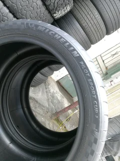 2x 275/35/R20 MICHELIN PILOT SPORT 4 S TYRES 90%THREAD LIFE CALL NATAL 0783564464