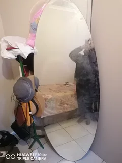 Large Mirror - Ad posted by Celeste