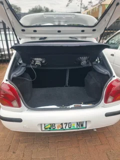 Mazda 121 model 1998