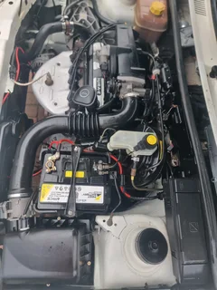 Mazda 121 model 1998