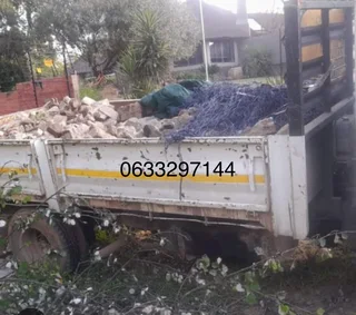 Rubble removal,Bobcat,Demolition,Garden refuse, Soil removal, Tipper track,Tree felling,Site clearan