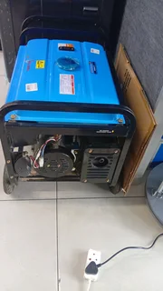 Mac Afric 22 L generator , 4 KW petrol
