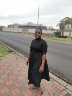 Beauty(32) From Zim Needs A Job, Stay In/out.