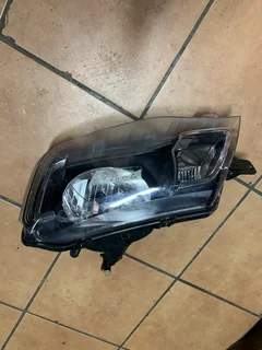 Renault Kwid left lights 2016 and 2019