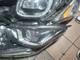 Ford fiesta-left side headlight