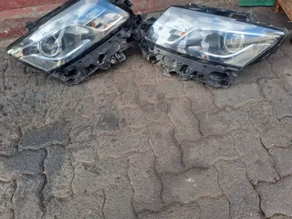 Audi Q5 headlights