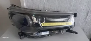 Toyota Hilux RH headlights