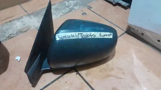 Renaut kwid left hand side rear mirror