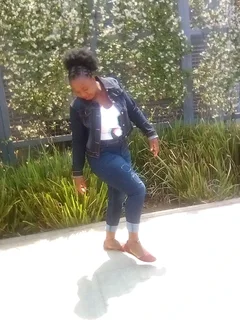 Looking for a piece job