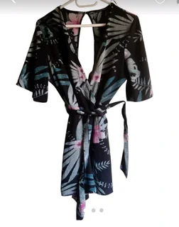 Black floral romper playsuit.Designer lable.Terranova. Medium. Pre-Loved.   As New