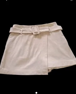 Wrap -Overlay Skort. (Short)  Label. Zarra. Size / Small. As  New