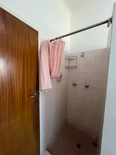Room rent in Parow Daily/Hour/Monthly