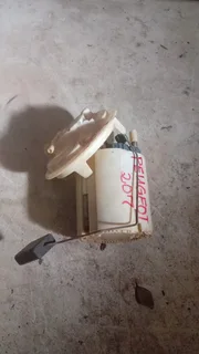 2006 Peugeot 207 1.6 Fuel Pump For Sale.