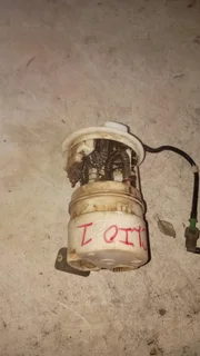 2002 Renault Clio 1 1.4 Fuel Pump For Sale