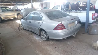 Mercedes-Benz c270 cdi stripping for spares