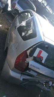 Citroën c2 vtr stripping for spares