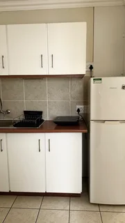 Cozy 1-Bedroom Flat with  Pool &amp; Garden Access – 5 min walk to the beach -Blouberg