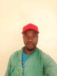 AM looking for a job house keeper and gardening