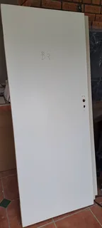 7 x Hollow core interior doors. R110 each.