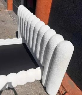 Headboards and sleighbeds