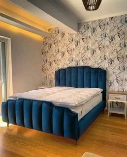 Headboards and sleighbeds