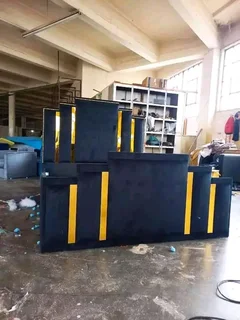 Headboards and sleighbeds