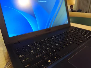 2X Asus Laptops