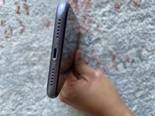 iPhone 11 64GB