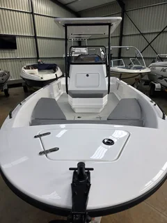 Fusion 19 Boat