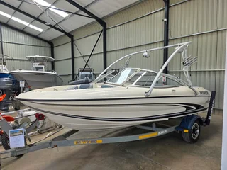 Bayliner Capri