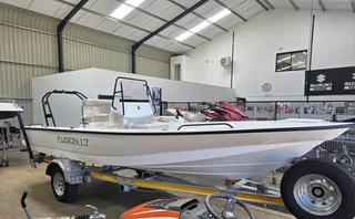 Fusion 17 Boat