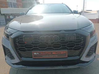 2022 Audi Q8 RS Quatro