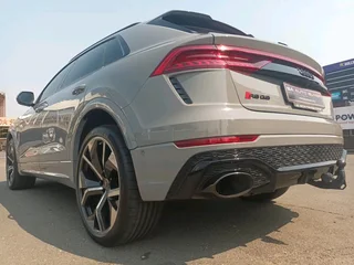 2022 Audi Q8 RS Quatro