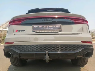 2022 Audi Q8 RS Quatro