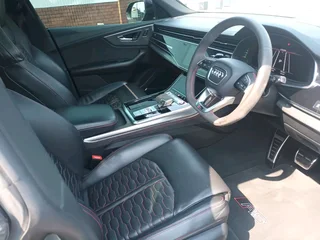 2022 Audi Q8 RS Quatro