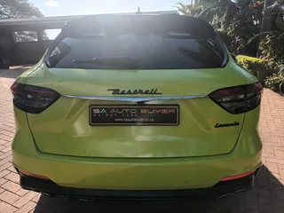 2023 Maserati Levante Modena