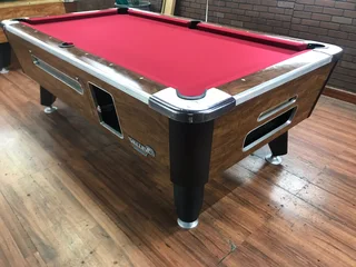 Coin-Operated pool table for sale, Call or WhatsApp&#43;27631688634