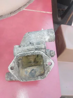 ADE Mercedes 352,366 thermostat housing for sale