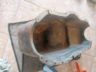 Mercedes 352,366 oil sump for sale