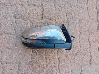 Toyota hilux Gd6 Toyota Fortuner Side Mirror Right side