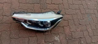 Toyota Ertiga Toyota Rumion headlight left side