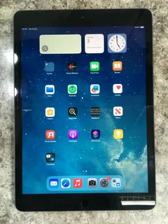 iPad 8th Generation 10.2&#34; 32GB-Wifi only