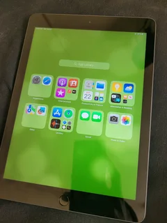 iPad 9th Generation 64GB- Cellular &#43;WIFI