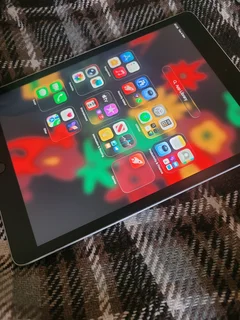 iPad 9th Generation 64GB- 4G &#43; WIFI