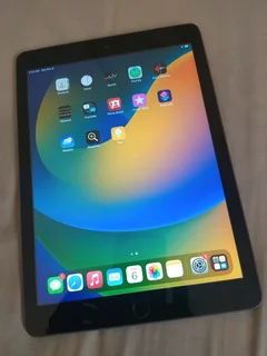 iPad 9th Generation 64GB- Cellular &#43; WIFI