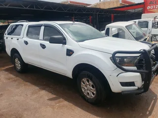 FORD RANGER 2.2 T7 4X4 AUTOMATIC STRIPPING FOR SPARES