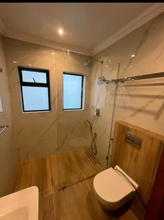 Shower supply, fitting and maintenance